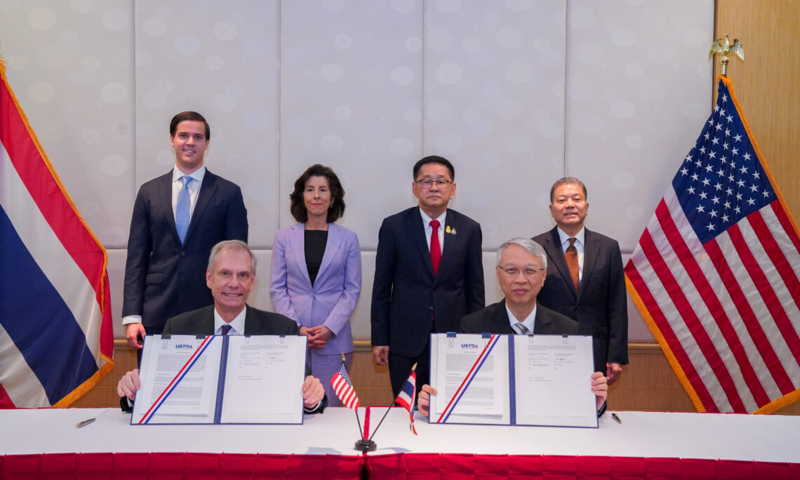 Grant signing ceremony