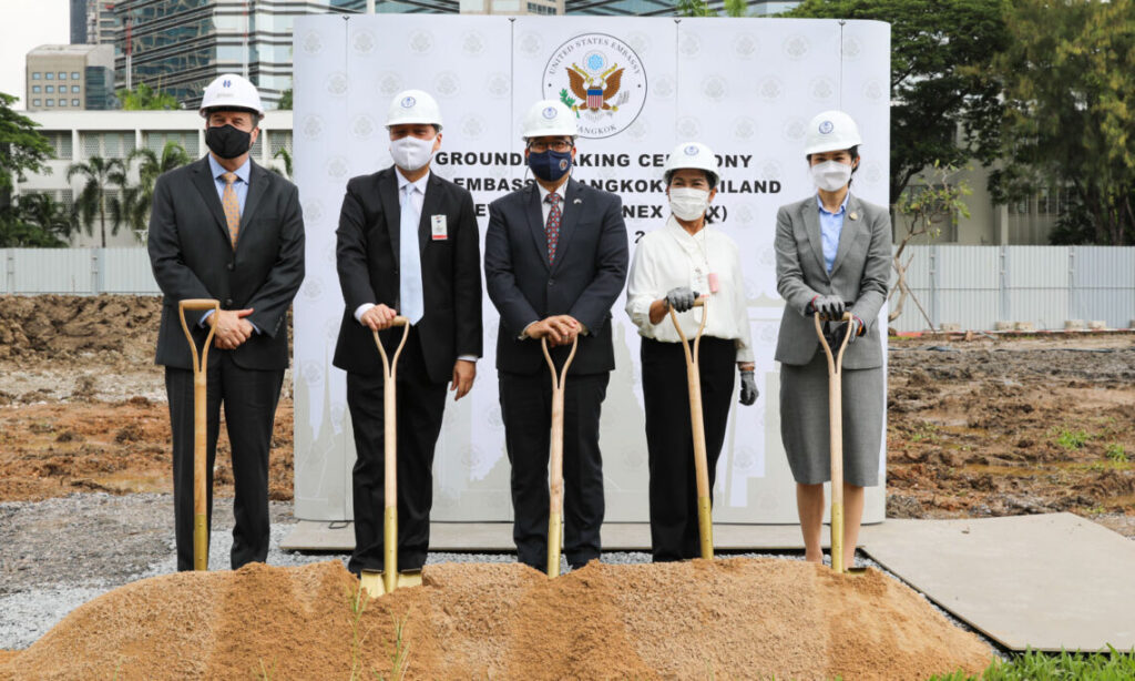 Left to right: Mr. Brian Kelly of BL Harbert International, Mr. Witchu Vejjajiva, Director-General, Dept. of American and South Pacific Affairs, Ministry of Foreign Affairs, CDA Michael Heath, Ms. Masawan Pinsuwan, Director of Pathumwan District Office, and Ms. Pacharin Sumsiripong, Pathumwan MP